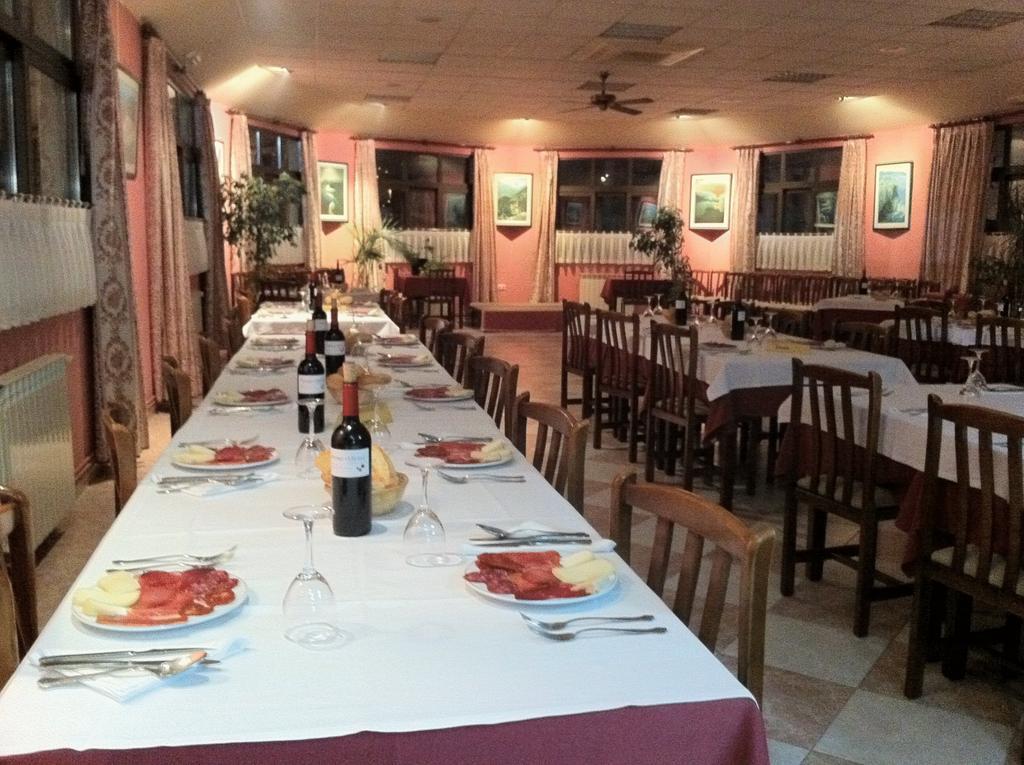 Hotel Bufon De Arenillas Vidiago Екстериор снимка